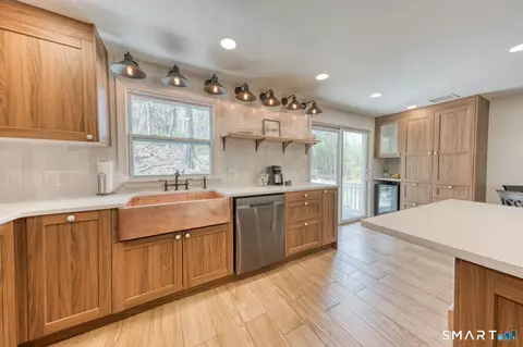 Kitchen - 341 Main St, Rockfall, CT 06481 photo 2 of 3