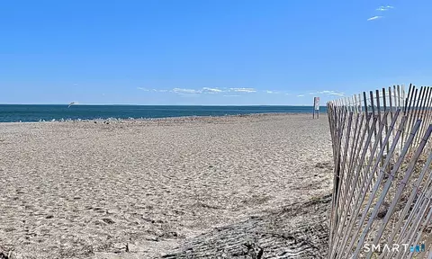 14 Chetwood St, Milford, CT 06460
