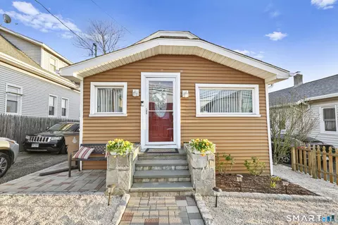 26 Melrose Pl, Stamford, CT 06902