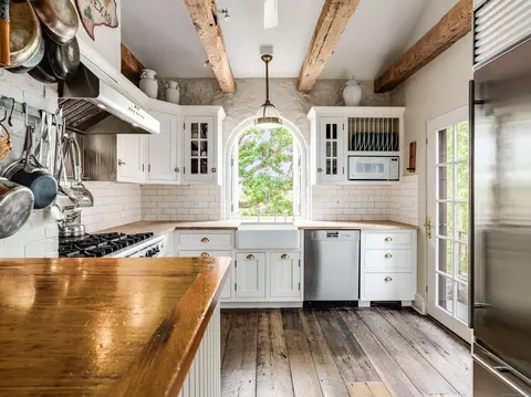 Kitchen - 213 Beaver Brook Rd, Lyme, CT 06371 photo 1 of 3