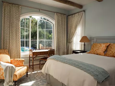 Bedroom - 213 Beaver Brook Rd, Lyme, CT 06371 photo 4 of 5