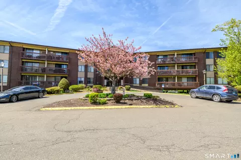 1219 Cromwell Hills Dr #1219, Cromwell, CT 06416