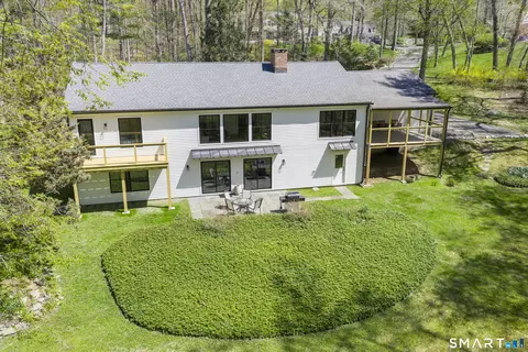 2 Charcoal Ln, Westport, CT 06880