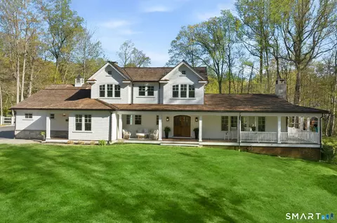 4 Charcoal Ln, Westport, CT 06880