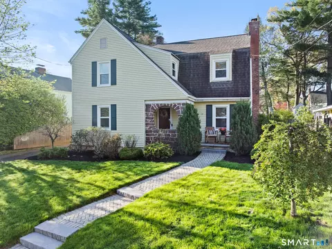 51 Linbrook Rd, West Hartford, CT 06107