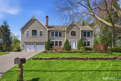 14 Bonnie Dr, Farmington, CT 06032