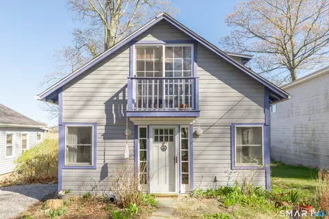 25 Bishop Rd, Branford, CT 06405