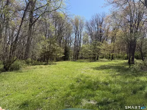 163 Clapboard Ridge Rd, Danbury, CT 06811