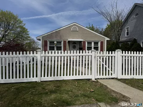 900 Merritt St, Bridgeport, CT 06606