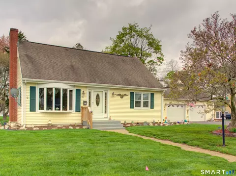 41 Sawka Dr, East Hartford, CT 06118
