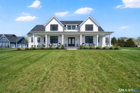 3 Garnet Ln, Ellington, CT 06029