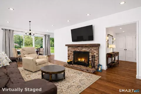 411 Heritage Vlg #B, Southbury, CT 06488