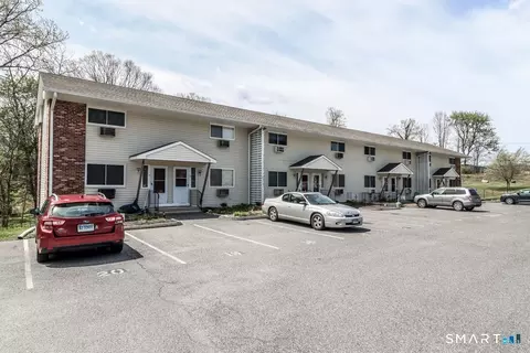 21 Harry Brook Vlg #21, New Milford, CT 06776