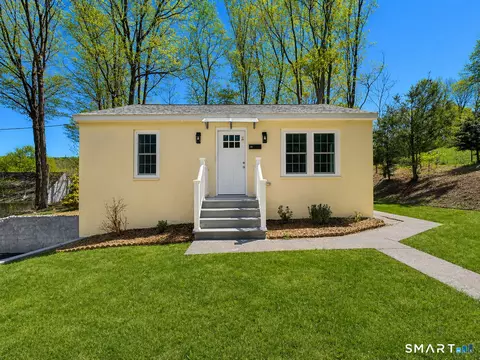 350 Walnut St, Winchester, CT 06098