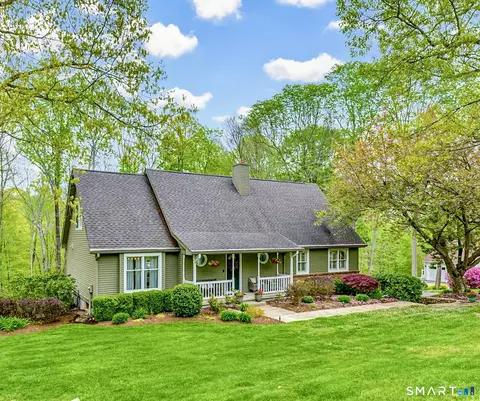 9 Brooks Ln, Ivoryton, CT 06442