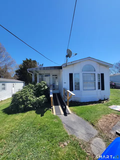 134 E St, Groton, CT 06340