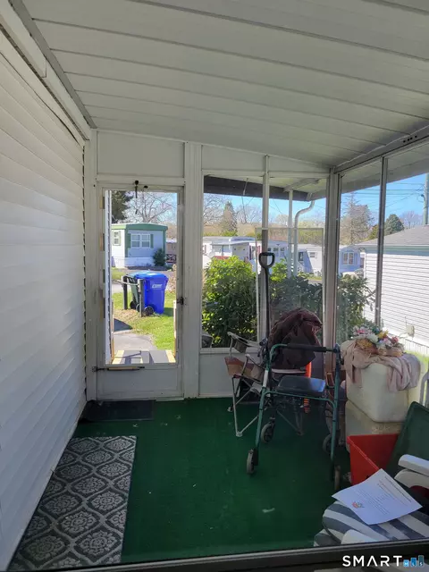 134 E St, Groton, CT 06340 photo 3