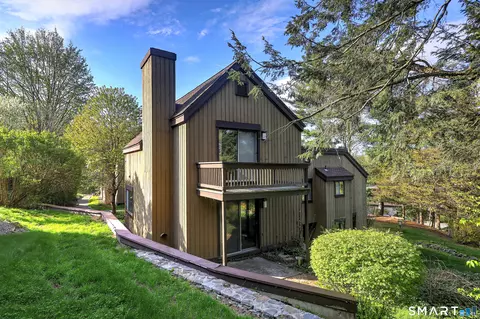 59 Heritage Vlg #F, Southbury, CT 06488