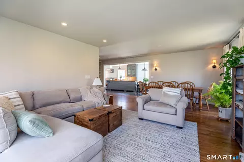 Living - 9 Old Paddock Ln, Kent, CT 06757 photo 2 of 4