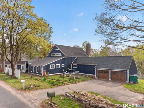 95 Chestnut Hill Rd, Killingworth, CT 06419