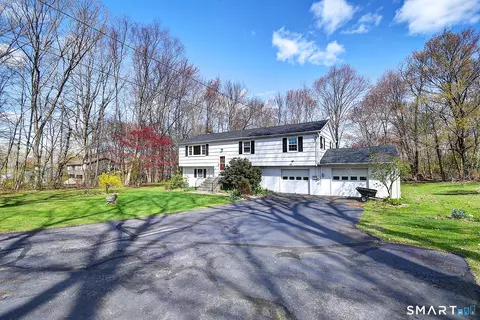 100 New Rd, Tolland, CT 06084