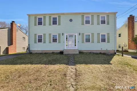 46 Horseshoe Dr, Waterbury, CT 06706