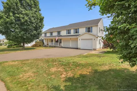 107 Trumbull Ln, South Windsor, CT 06074