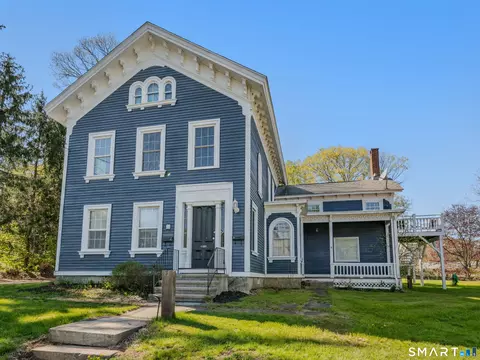 22 W High St, East Hampton, CT 06424