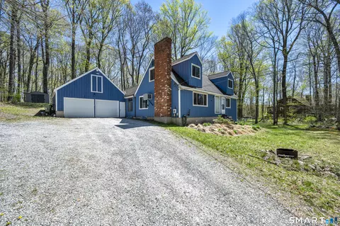 170 Weatherly Trl, Guilford, CT 06437