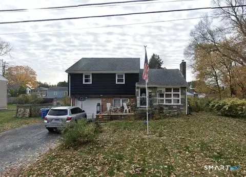 31 Ford Ave, Norwich, CT 06360