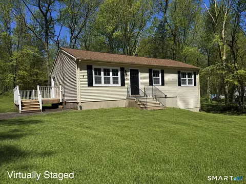 234 Congdon Rd, Voluntown, CT 06384