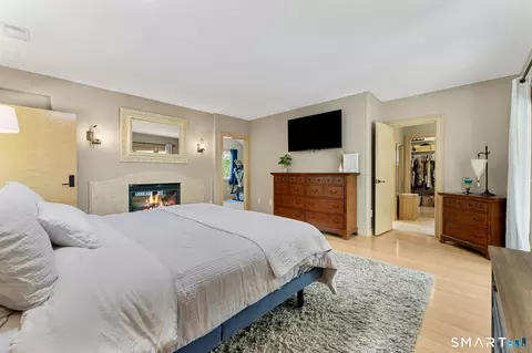 Bedroom - 500 Thrall Ave, Suffield, CT 06078 photo 4 of 5
