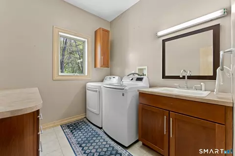 Other - 500 Thrall Ave, Suffield, CT 06078 photo 2 of 9
