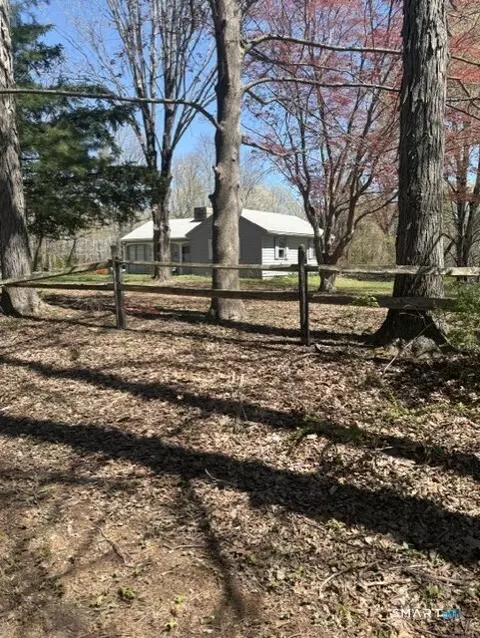 44 Chestnut Hill Rd, Killingworth, CT 06419