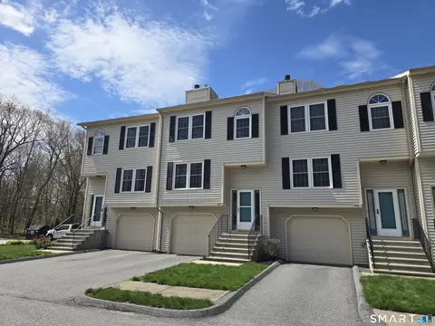 177 Bemis St #4D, Terryville, CT 06786