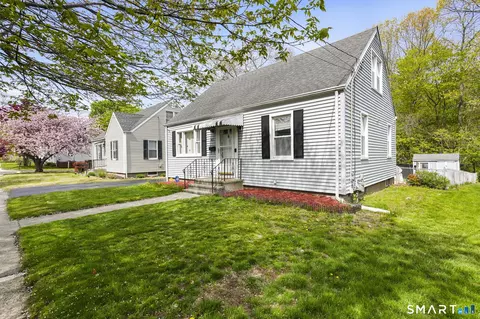 185 Lee St, West Haven, CT 06516