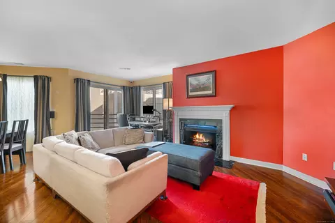 117 Harbour Close Close #117, New Haven, CT 06519