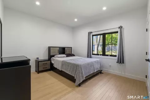 Bedroom - 67 Luca Ln, Wethersfield, CT 06109 photo 4 of 12