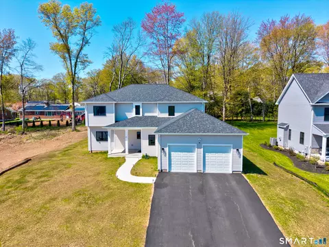 67 Luca Ln, Wethersfield, CT 06109