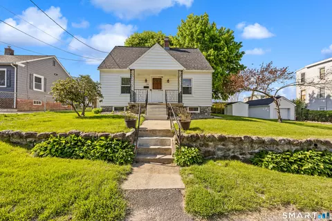 34 Rutland St, Waterbury, CT 06708