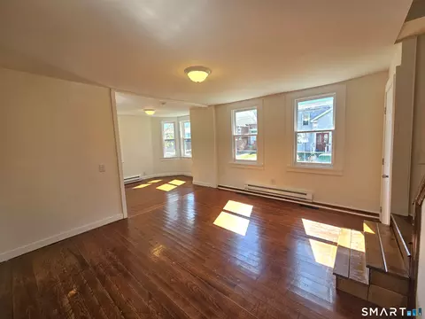 Living - 14 Spring St, Killingly, CT 06239 photo 1 of 10