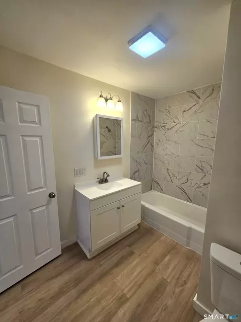 Bath - 14 Spring St, Killingly, CT 06239 photo 4 of 4