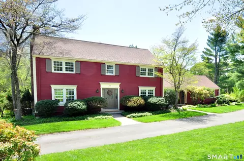 13 Cedar Hill Rd, Simsbury, CT 06092