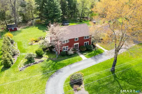 13 Cedar Hill Rd, Simsbury, CT 06092