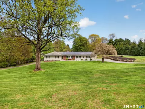 4401 Ridge Rd, North Haven, CT 06473