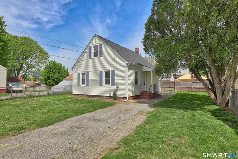 182 Trumbull Ave, Bridgeport, CT 06606