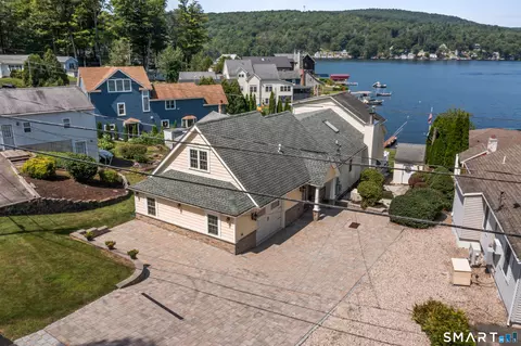 674 E Wakefield Blvd, Winchester, CT 06098