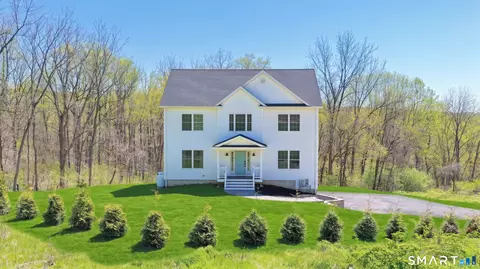 218 Quaker Farms Rd, Oxford, CT 06478