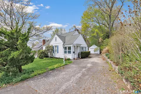 5 Fairfield Ter, Norwalk, CT 06851