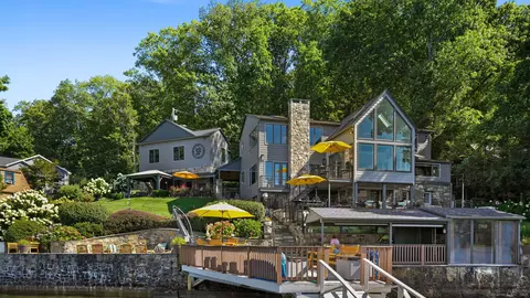 5 Shady Knls, Danbury, CT 06811